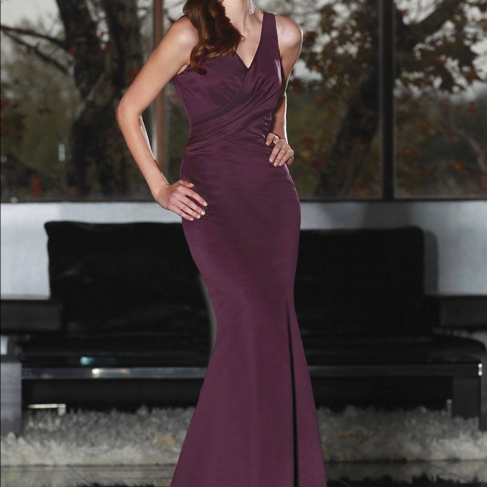 DaVinci Bridesmaid Dress in Eggplant